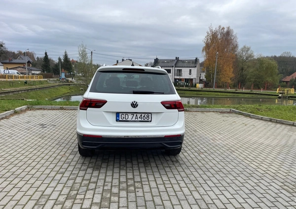 Volkswagen Tiguan cena 149900 przebieg: 24700, rok produkcji 2022 z Nowy Staw małe 172